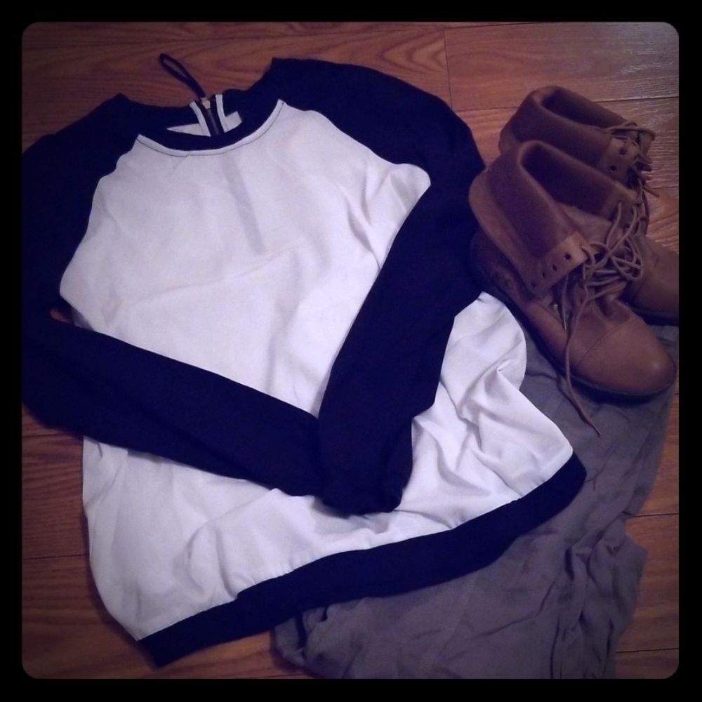 Apt 9 White and Black Blouse